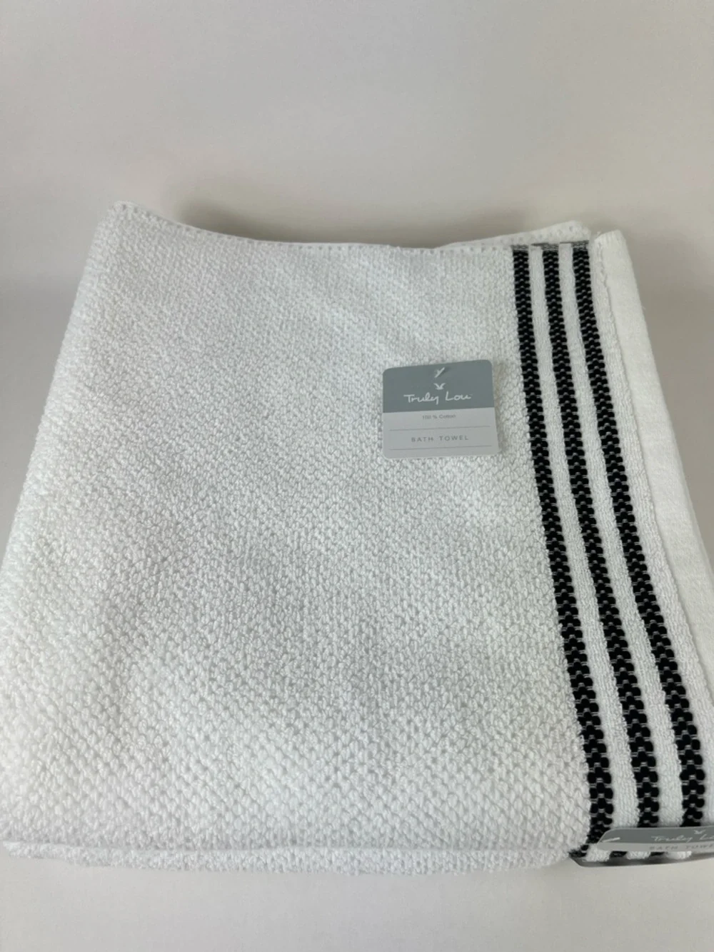 Truly Lou Bath Towels Soft White Cotton with Black Stripe Trim Set of 2 NEW